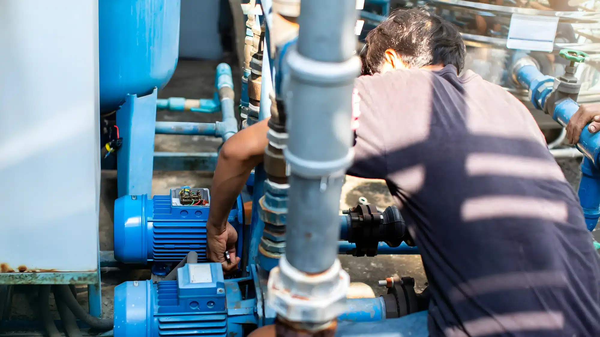 common-signs-that-indicate-your-pump-motor-is-failing-and-needs-immediate-attention common signs of a failing pump motor including unusual noises overheating and reduced performance requiring immediate attention